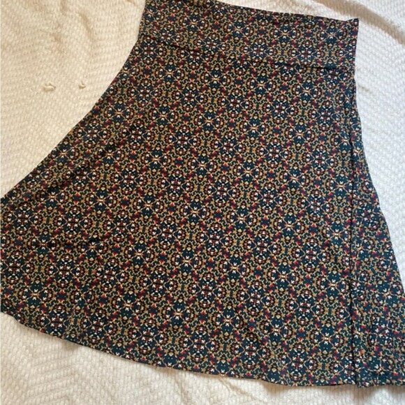 LulaRoe Azure Swing Skirt Geometric Print With Stretch Waist Size L - Picture 4 of 6